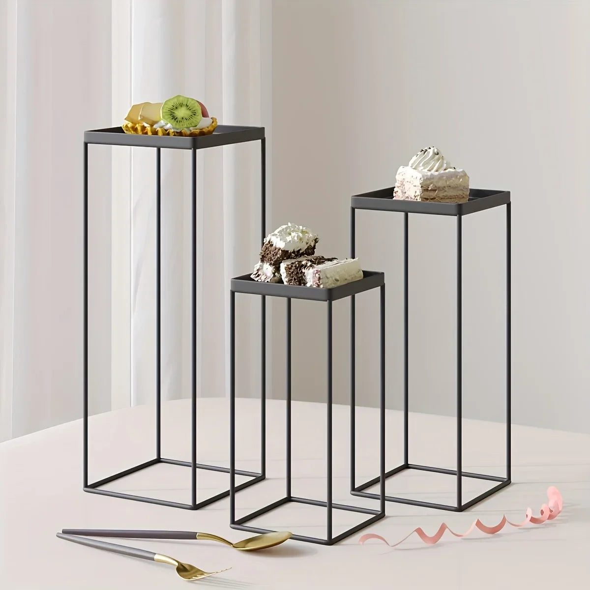 סט 3 מעמדים עשויים מתכת איכותית