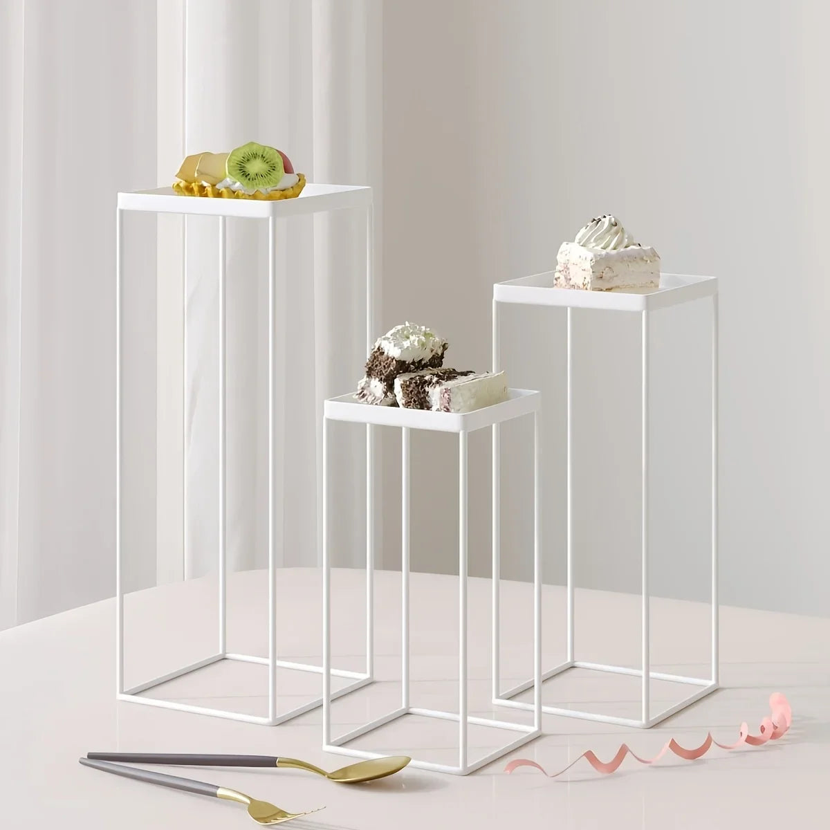 סט 3 מעמדים עשויים מתכת איכותית